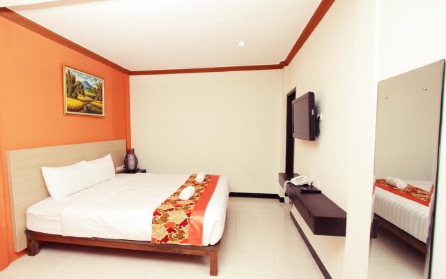 RedDoorz Plus @ Hotel Asih UNY