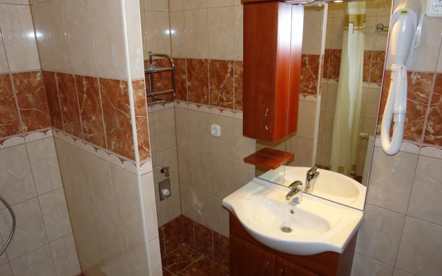 HoldLux Apartmanok