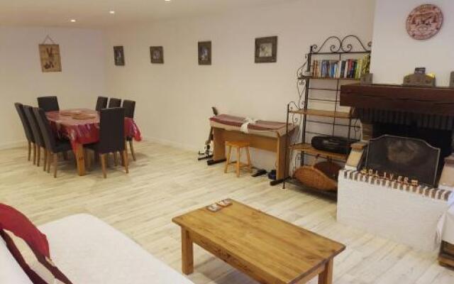 Veroniques Apartment