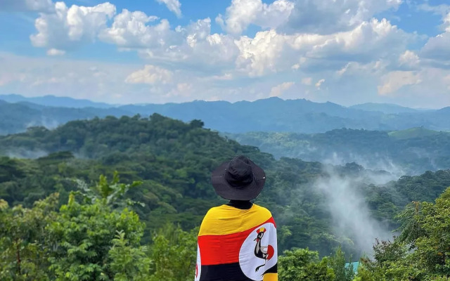 Bwindi Neckview Lodge