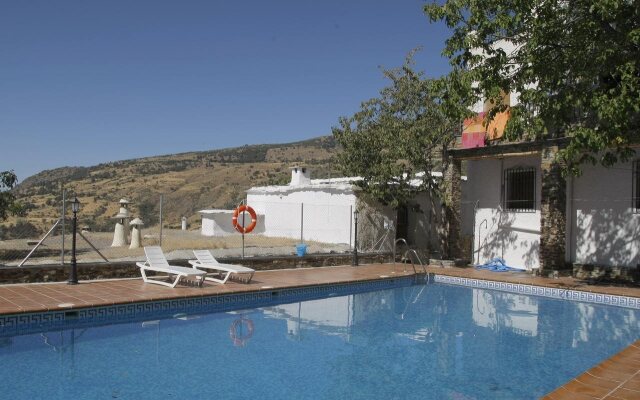 Hostal Poqueira