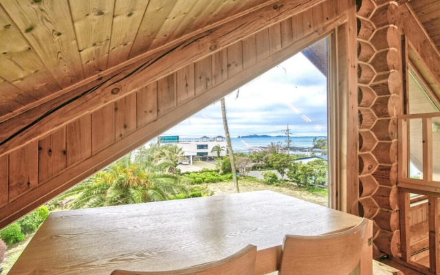 Seogwipo Neulbada Pet Pension