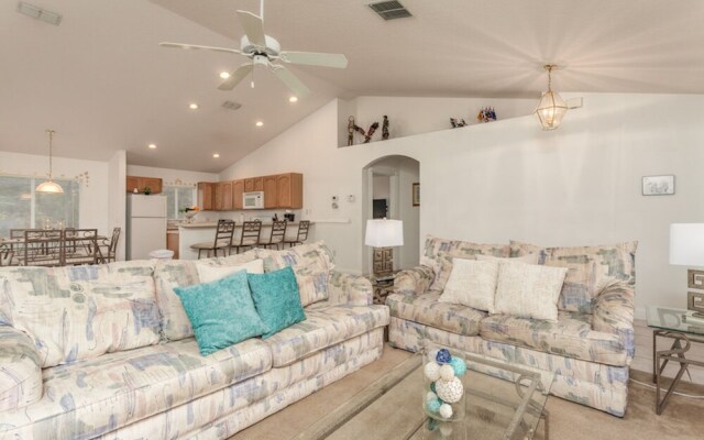 Paradise Woods-RU1066