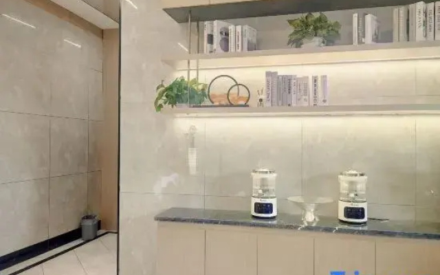 Yiwu Tianxing Fashion Hotel