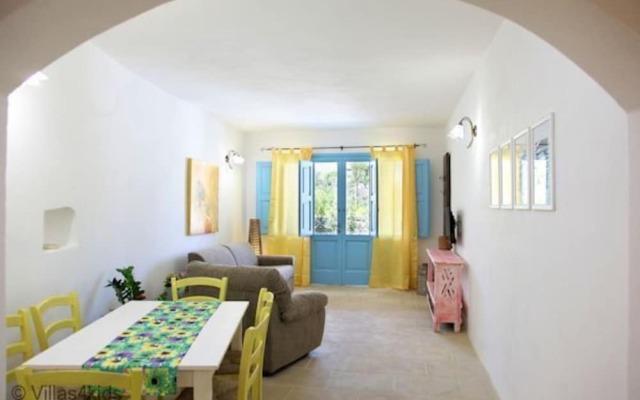 The Courtyard - Anna