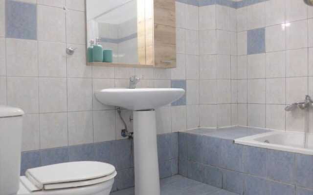 "kalamaki Plaza Apartments 'elia'"