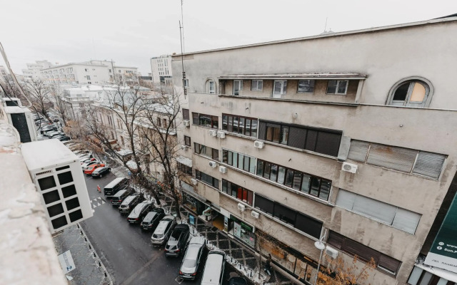 Studio Piata Amzei NR.1 (17 A)