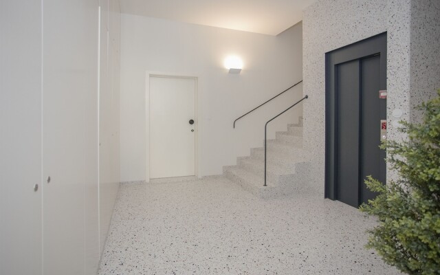 Liiiving-Luxury Beachfront Apartment III