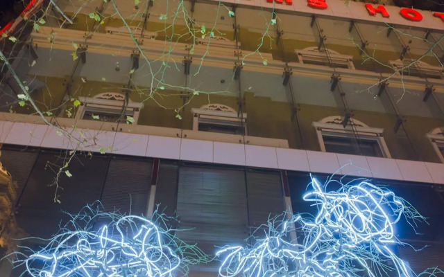 Shanghai Charms Hotel