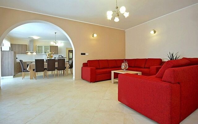 Villa Genia 2