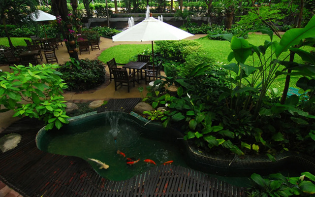 Pantip Suites