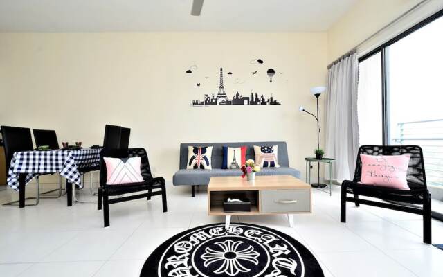 Dewy Setiawalk Puchong Fam. Apt 4-7pax near Sunway