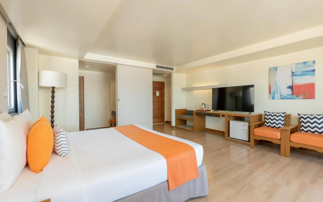 Sunshine Hotel And Residences