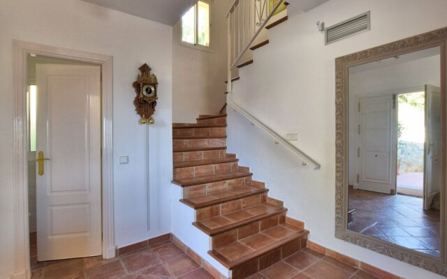 Comfortable Villa in Andalusia With Swimming Pool