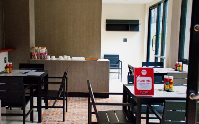 曼谷奈达客房邦甲比卡塔尔队酒店(Nida Rooms Bang Kapi 246 Rajamangala)