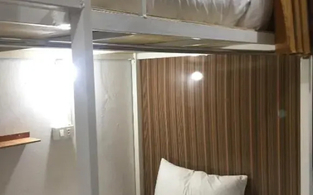 Naga Hostel & Café