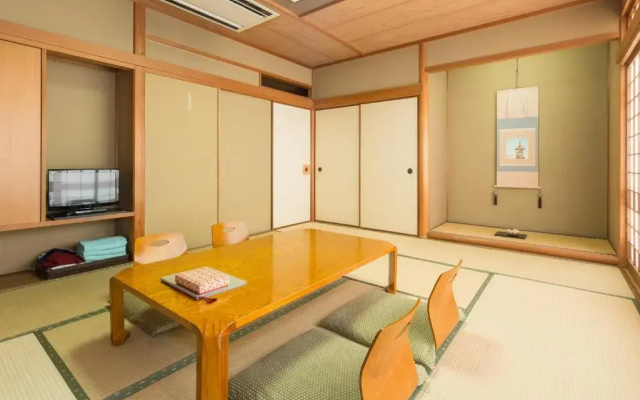 Ryokufuso