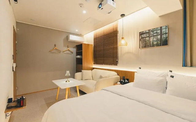 Esanghan Hotel Bupyeong