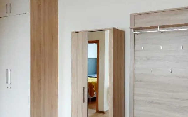 Modlinska Apartments