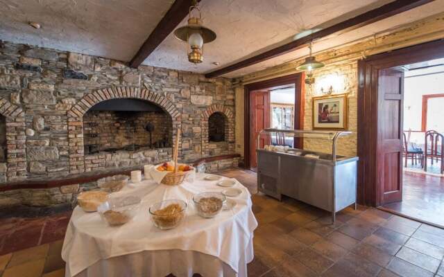 Greenway Manor Hotel