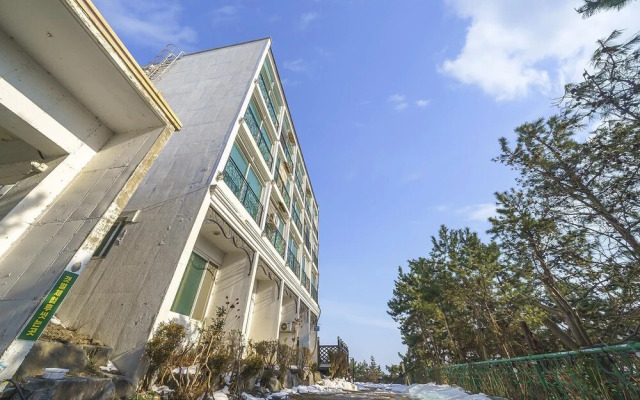 Seocheon Beachtel