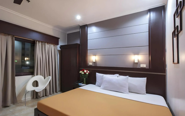 Paladin Hotel