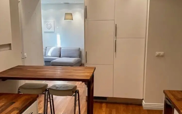 Luxury Apartment in City Hotspot