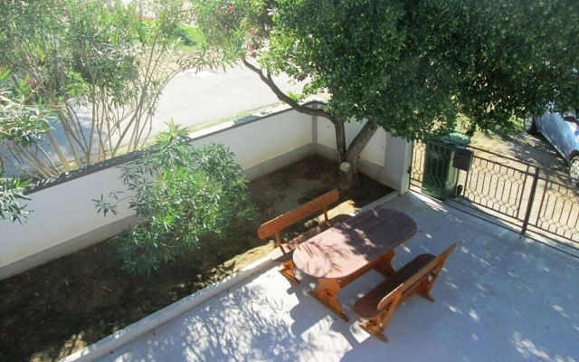 Apartment Roza near Sandy Beach