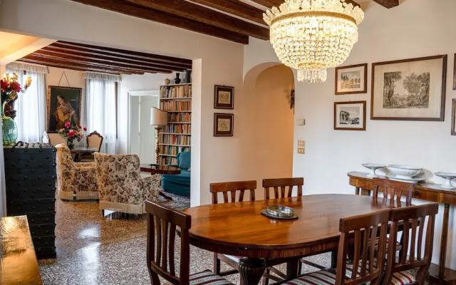 Casa Allegra by Ca-sa Check