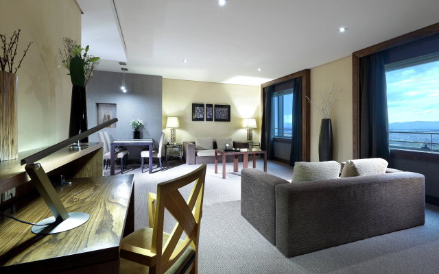 Eurostars Suites Mirasierra