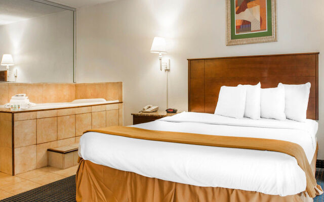 Quality Inn & Suites