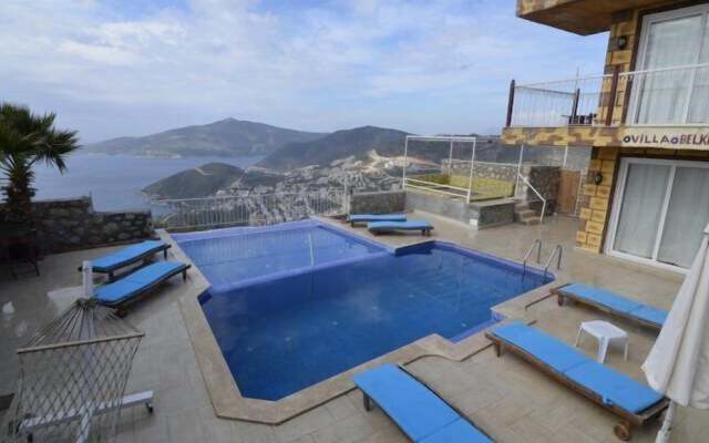 Kalkan 5 Bedrooms Villa Private Pool