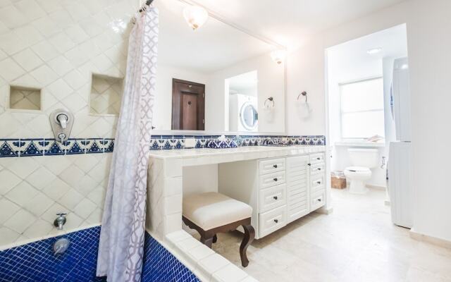 Royal Palms 5 2 Bedroom Condo by RedAwning