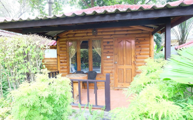 Tonsak Resort