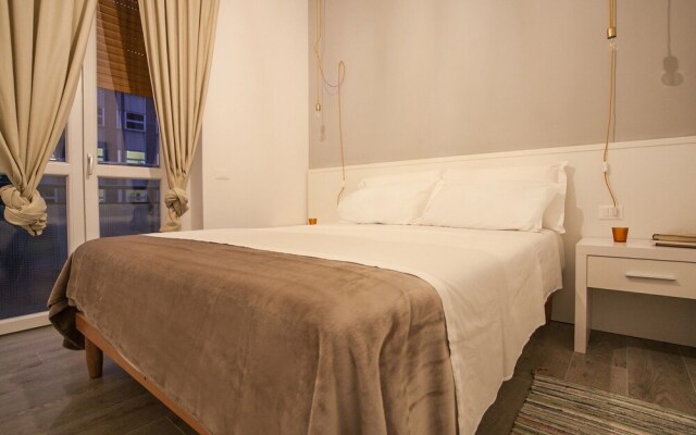 MiaVia Apartments - Marconi