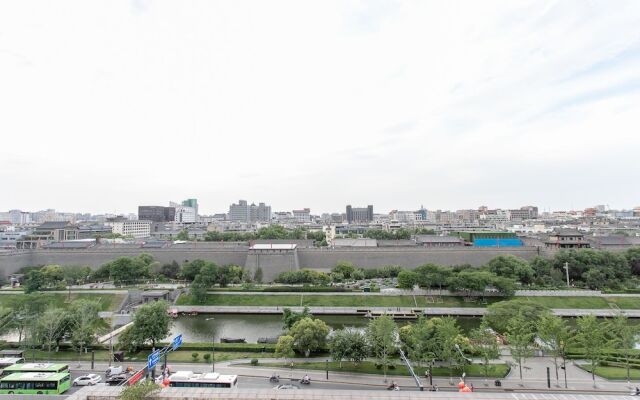 Xi'an City Center View Apartment