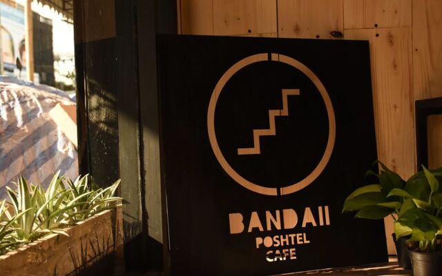 Bandai II Poshtel