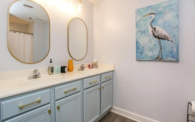 Waterside Village Condo 304 - Coastal Joy