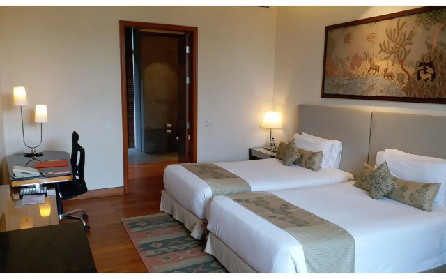 Taj Damdama Lake Resort & Spa, Gurugram