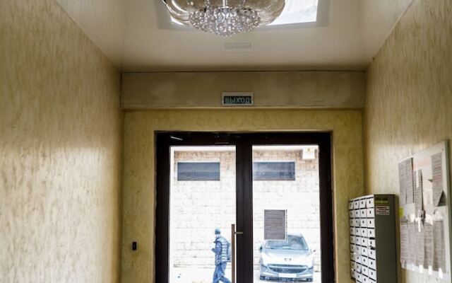 Apartment on Lysaya Gora 33b Green Area 1