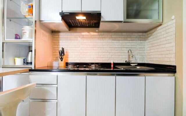 2 Bedrooms at Gading Greenhill Apartment by Travelio