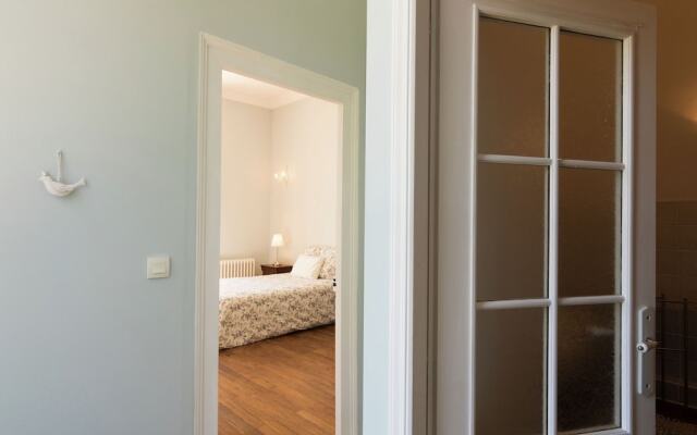 Upscale Mansion in Brouchaud With Views Across Private Pool