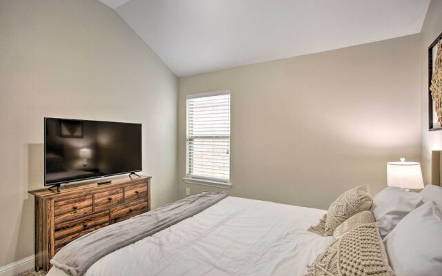 Private Yard & Grill: Greenville Vacation Rental