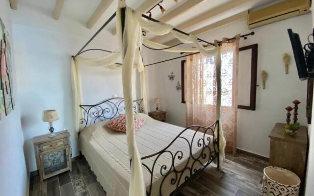 Petridi Maria Suites & Apartments