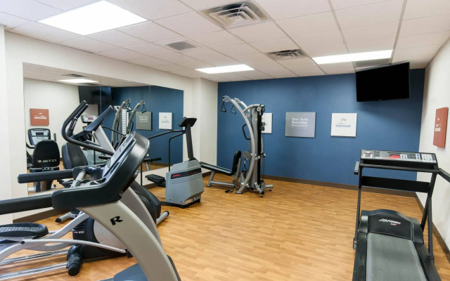 Comfort Suites Bethlehem Near Lehigh University and LVI Airport
