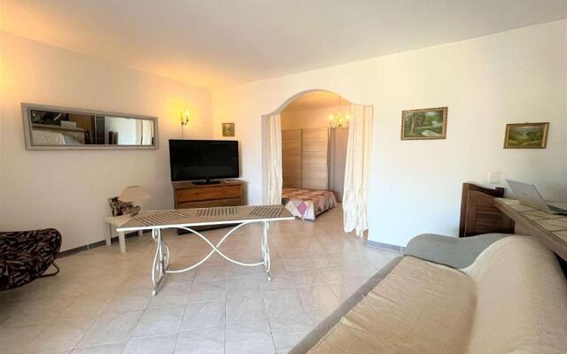 Appartement Porticcio, 1 pièce, 2 personnes - FR-1-61-584