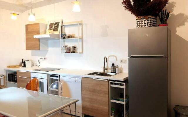 Inviting 2-bed Apartment in Milano