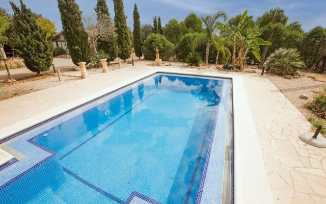 Canaus in Campos With 3 Bedrooms and 2 Bathrooms