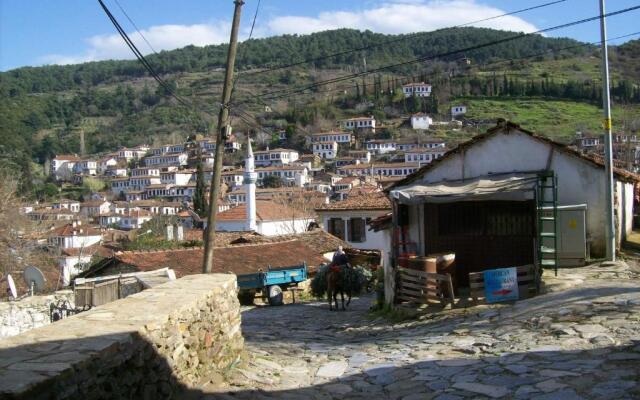 Dionysos Pension