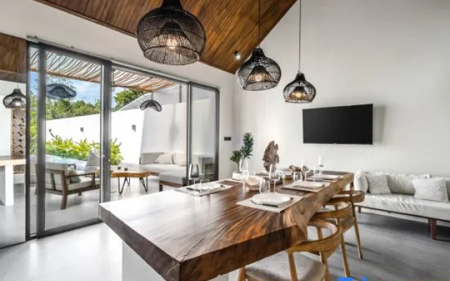 Villa Floravita by BaliSuperHost